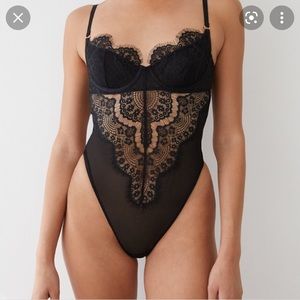 Babaton lace bodysuit